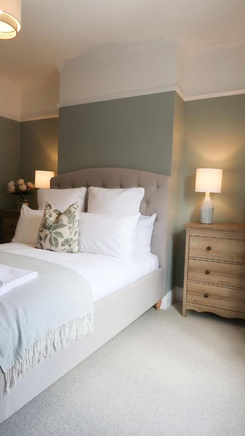 Luxury Living Outside The City Walls - Sleeps Six! Chester Eksteriør billede