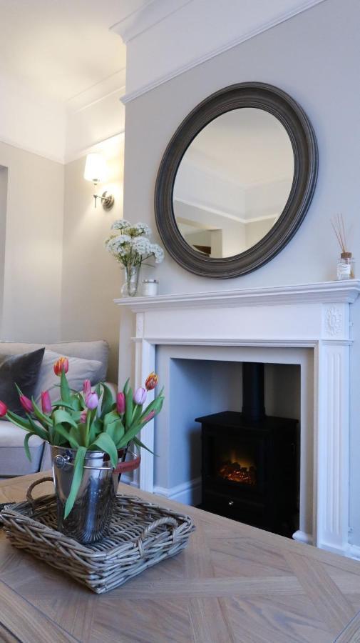 Luxury Living Outside The City Walls - Sleeps Six! Chester Eksteriør billede